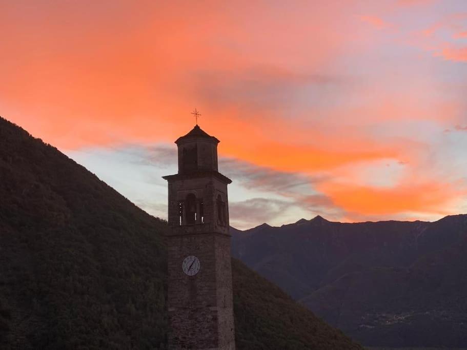 Casa Del Cios Calda E Intima Casetta Immersa Nel Verde Delle Montagne Alpe Basciumo Exterior foto